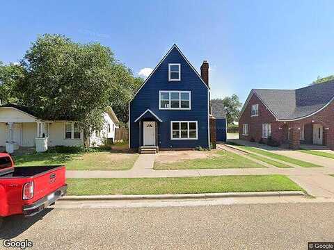 15Th, LUBBOCK, TX 79401