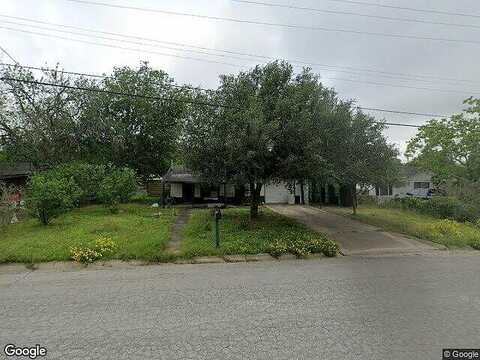 Alta Vista, BEEVILLE, TX 78102