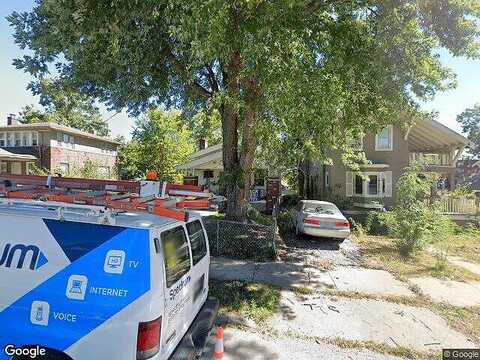 Grove, KANSAS CITY, MO 64109