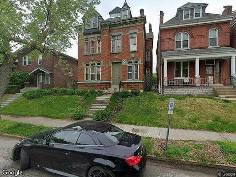 Russell, SAINT LOUIS, MO 63104