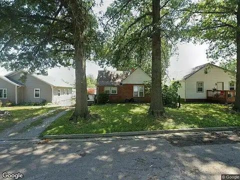 Broadway, HIGGINSVILLE, MO 64037