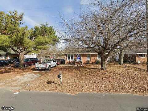 Brinkley, SPRING LAKE, NC 28390