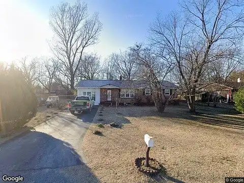Linda, BERTRAND, MO 63823