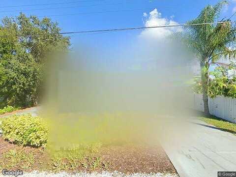 Cass, TAMPA, FL 33609