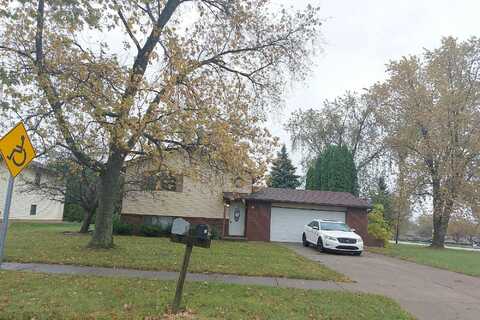 W 76Th Ln, Merrillville, IN 46410