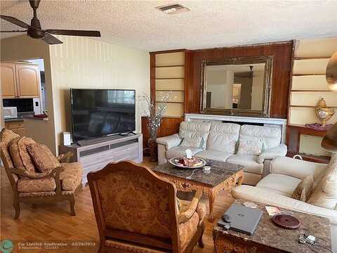 7Th, DANIA, FL 33004