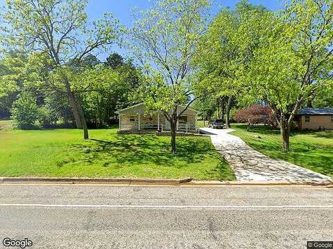 W Henderson St, OVERTON, TX 75684
