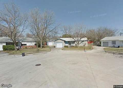 Monna, HALTOM CITY, TX 76117