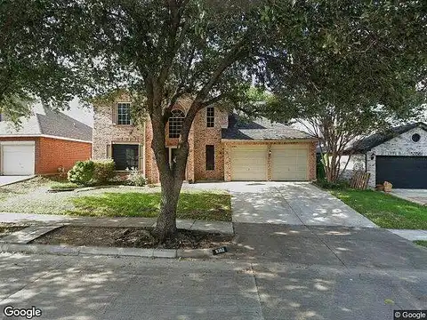 Crescent Lake Dr, Fort Worth, TX 76137