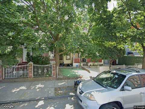 29Th, BROOKLYN, NY 11210