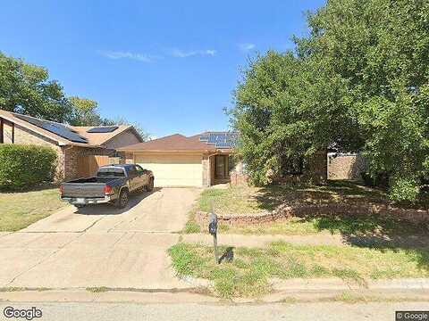 High Lawn, WATAUGA, TX 76148