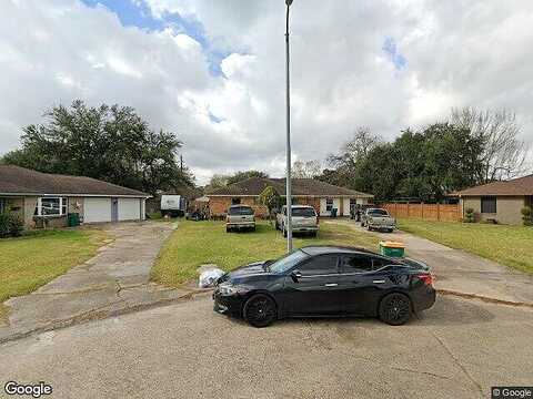 Robin, PASADENA, TX 77502