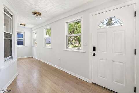 Steuben, EAST ORANGE, NJ 07018