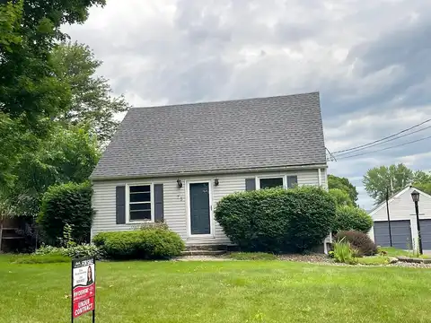 Smithfield, STRUTHERS, OH 44471