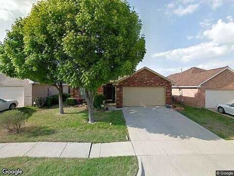 Fox Run, SAGINAW, TX 76179