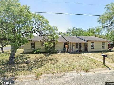 Clare, BEEVILLE, TX 78102