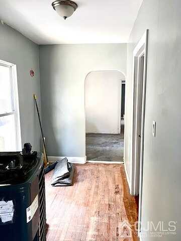 W 3Rd St, PLAINFIELD, NJ 07063
