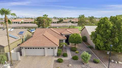 9230 E CEDAR WAXWING Drive, Sun Lakes, AZ 85248