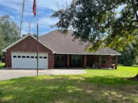 2977 Jackie St., Orange, TX 77630