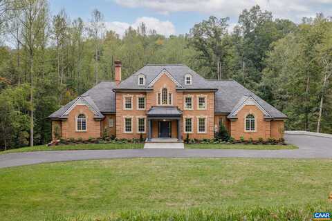 3395 BROOKSIDE DR, CHARLOTTESVILLE, VA 22901