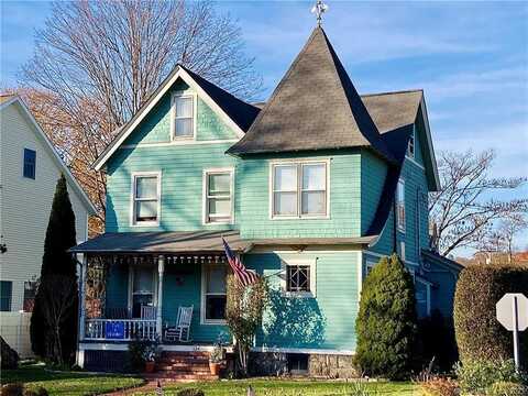 126 East Avenue, New Canaan, CT 06840