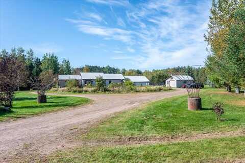 2179 Monarch Dr, Wrenshall, MN 55797