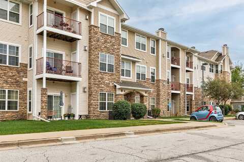 1333 SE University Avenue unit: 303, Waukee, IA 50263