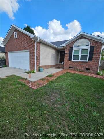 5227 Ballentine Street, Hope Mills, NC 28348