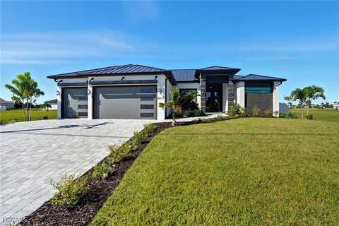 3417 Gulfstream Parkway, Cape Coral, FL 33993