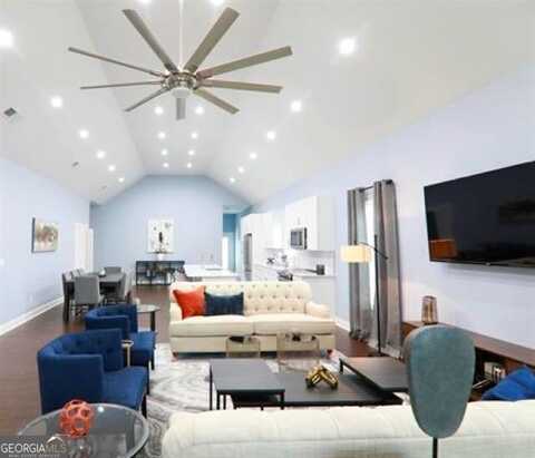 1673 Fairway Hill, Atlanta, GA 30317