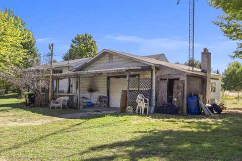 15451 Stanley Road, Beulah, MI 49617