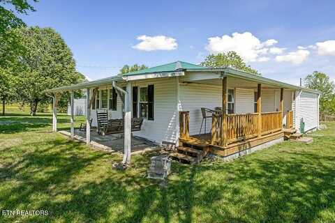 1217 Three Island Rd, Walling, TN 38587