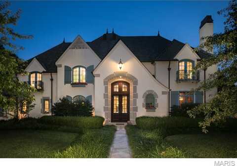 4 Ridgewood Street, La Due, MO 63124