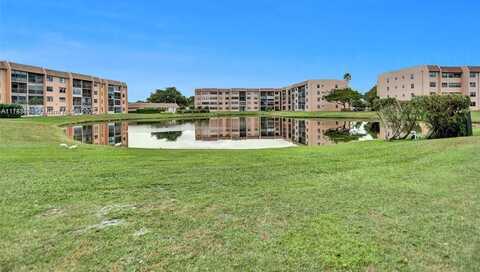 10451 Sunrise Lakes Blvd, Sunrise, FL 33322