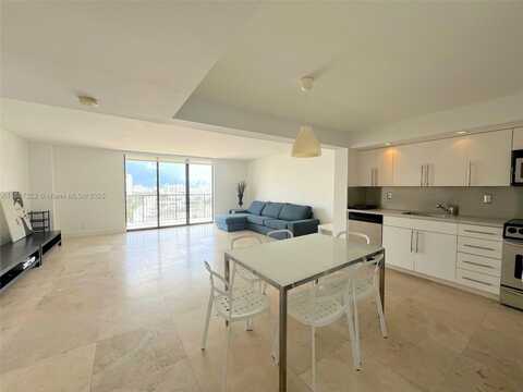 1800 Collins Ave, Miami Beach, FL 33139