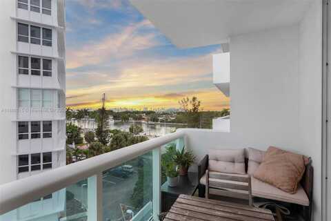 5001 Collins Ave, Miami Beach, FL 33140