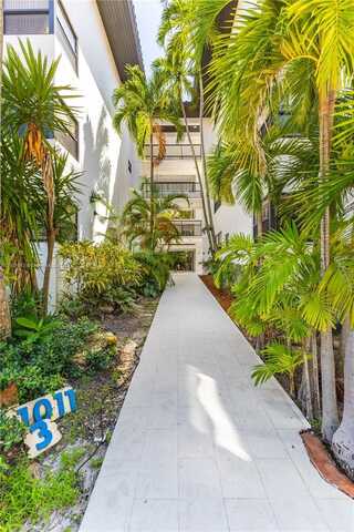 101 Ocean Lane Dr, Key Biscayne, FL 33149