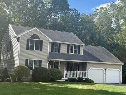 76 Twin Brook Lane, Taunton, MA 02780