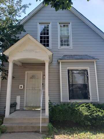 8913 S Lowe Avenue, Chicago, IL 60620