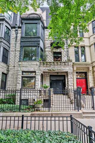 1329 N Dearborn Street, Chicago, IL 60610