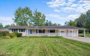 13015 Caves Road, Chesterland, OH 44026