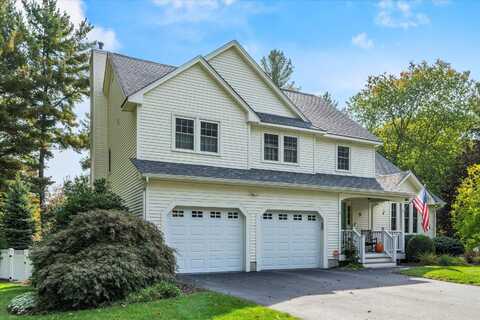 9 Foxwood Lane, Litchfield, NH 03052