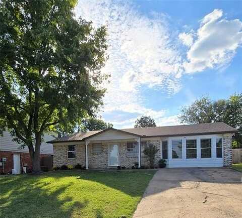 1410 N Dogwood Street, Owasso, OK 74055