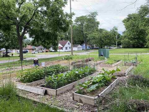 324 N DAY, ROCKFORD, IL 61101