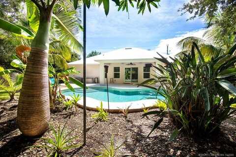 3209 SE Quay Street, Port Saint Lucie, FL 34984