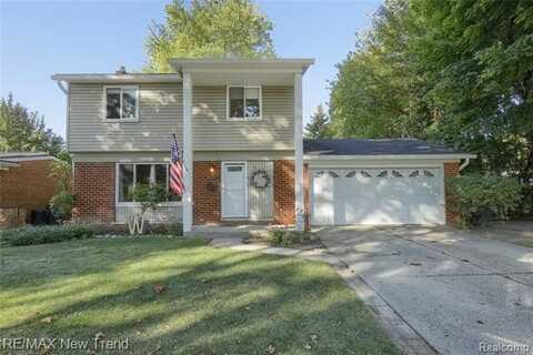 851 N Webik Avenue, Clawson, MI 48017
