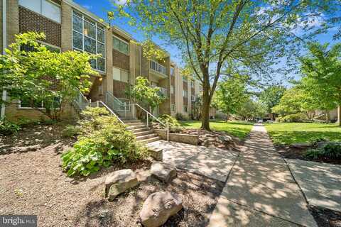 8002 CHANUTE PLACE, FALLS CHURCH, VA 22042